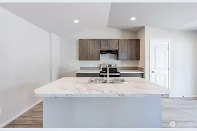 609 N Oak Street, Tieton, WA 98947 - Photo 9