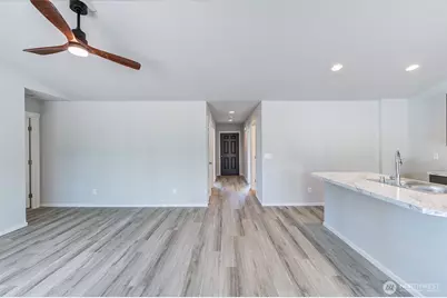 609 N Oak Street, Tieton, WA 98947 - Photo 15