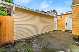 1911 Columbia St SW, Olympia, WA 98501 - Photo 33