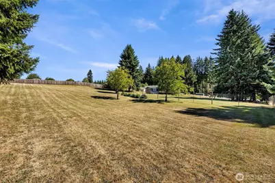 1004 NW 405th Street, Woodland, WA 98674 - Photo 37