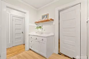 615 Boren Ave, Seattle, WA 98104 - Photo 9