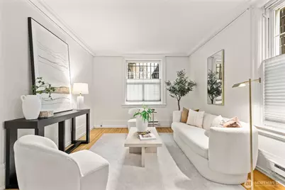 615 Boren Avenue #6, Seattle, WA 98104 - Photo 5