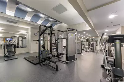 10650 NE 9th Place #821, Bellevue, WA 98004 - Photo 25