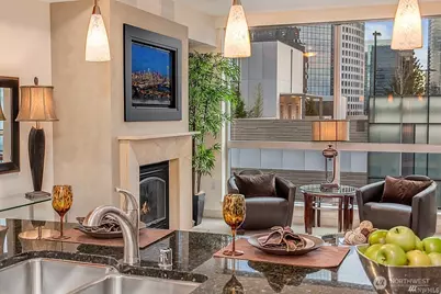 10650 NE 9th Place #821, Bellevue, WA 98004 - Photo 7