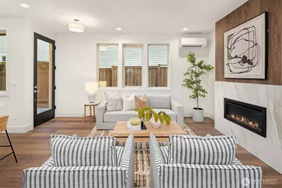 639 18th Avenue W, Kirkland, WA 98033 - Photo 3