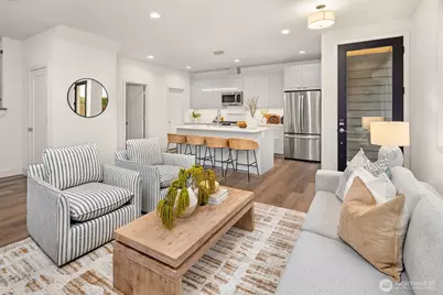 639 18th Avenue W, Kirkland, WA 98033 - Photo 5