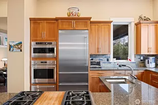 414 S Clarkwood Dr, Bellingham, WA 98225 - Photo 11