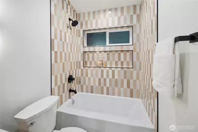 815 26th Avenue #B, Seattle, WA 98122 - Photo 19