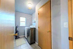 1316 130th St E, Tacoma, WA 98445 - Photo 17