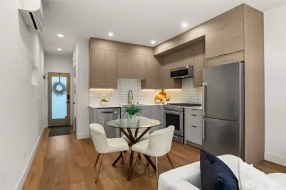 4758 Greenlake Way N, Seattle, WA 98103 - Photo 5