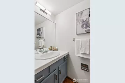 13730 15th Avenue NE #E102, Seattle, WA 98125 - Photo 11