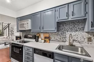 13730 15th Ave NE, Seattle, WA 98125 - Photo 7