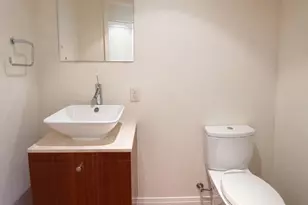 10700 NE 4th St, Bellevue, WA 98004 - Photo 15