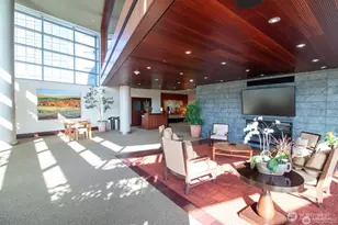 10700 NE 4th St, Bellevue, WA 98004 - Photo 5