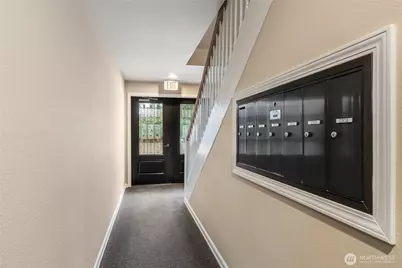 7505 212th Street SW #C301, Edmonds, WA 98026 - Photo 3