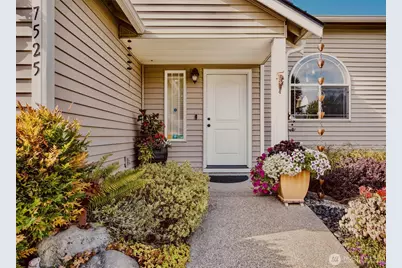 7525 195th Street Ct E, Spanaway, WA 98387 - Photo 5