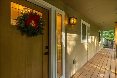 18727 Woodburn Court SE, Yelm, WA 98597 - Photo 3