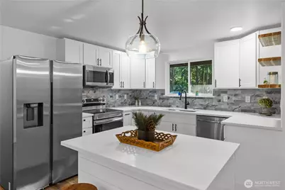 18727 Woodburn Court SE, Yelm, WA 98597 - Photo 7