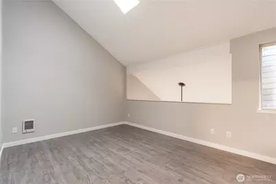 810 Pike Street NE #E11, Auburn, WA 98002 - Photo 19