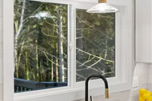 62 165th Ave SE, Bellevue, WA 98008 - Photo 15