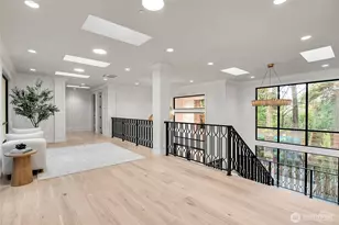 2837 Evergreen Point Rd, Medina, WA 98039 - Photo 15