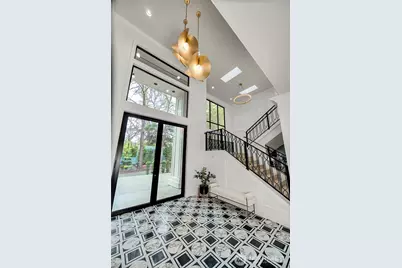 2837 Evergreen Point Road, Medina, WA 98039 - Photo 11