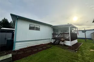 11622 Silver Lake Rd, Everett, WA 98208 - Photo 17