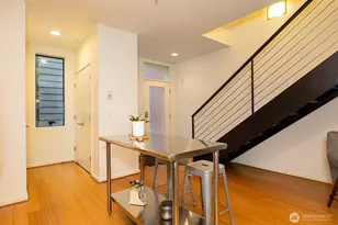 1810 11th Ave, Seattle, WA 98122 - Photo 9