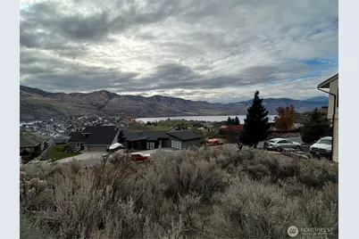 139 Bogey Boulevard, Chelan, WA 98816 - Photo 1