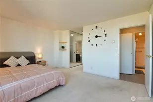 4540 8th Ave NE, Seattle, WA 98105 - Photo 11