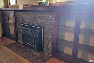 423 S 34th St, Tacoma, WA 98418 - Photo 11