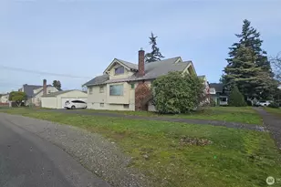 423 S 34th St, Tacoma, WA 98418 - Photo 3