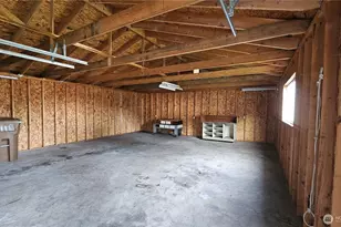 423 S 34th St, Tacoma, WA 98418 - Photo 33