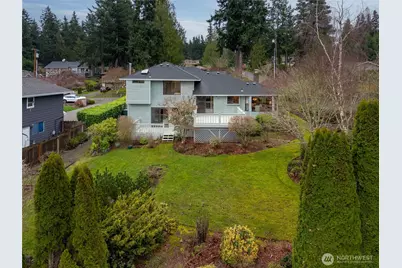 18726 92nd Avenue W, Edmonds, WA 98020 - Photo 31
