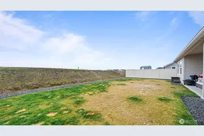 1074 Ava St, Walla Walla, WA 99362 - Photo 25