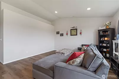 1074 Ava St, Walla Walla, WA 99362 - Photo 7