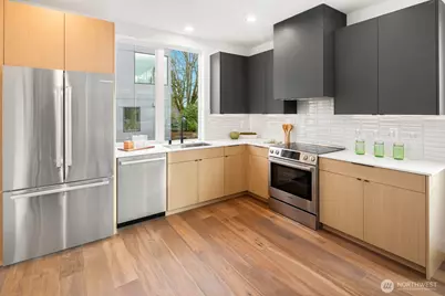 806 34th Avenue #B, Seattle, WA 98122 - Photo 15