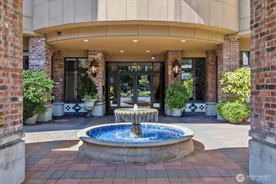 1417 Queen Anne Avenue N #313, Seattle, WA 98109 - Photo 35