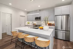 639 18th Ave W, Kirkland, WA 98033 - Photo 7