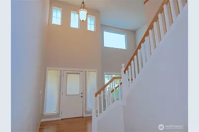 1016 Lawton Road, Lynnwood, WA 98036 - Photo 3