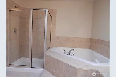 1016 Lawton Road, Lynnwood, WA 98036 - Photo 25