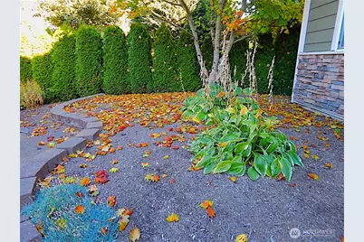 1016 Lawton Road, Lynnwood, WA 98036 - Photo 33