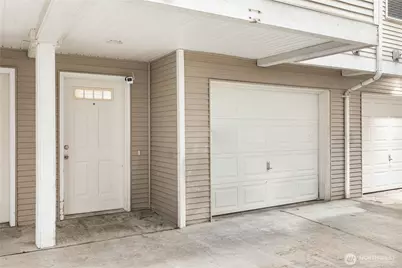 8521 Midvale Avenue N #B, Seattle, WA 98103 - Photo 15