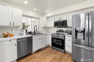 8521 Midvale Ave N, Seattle, WA 98103 - Photo 3