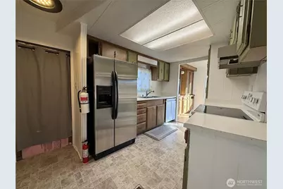 10404 South Tacoma Way #19, Lakewood, WA 98499 - Photo 9