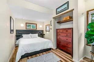 12051 Hiram Pl NE, Seattle, WA 98125 - Photo 17