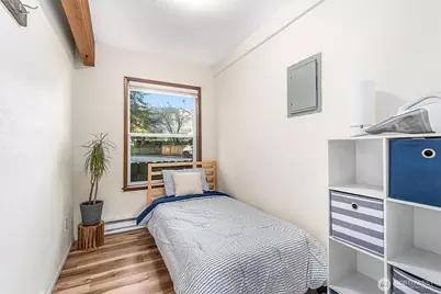 12051 Hiram Place NE, Seattle, WA 98125 - Photo 21