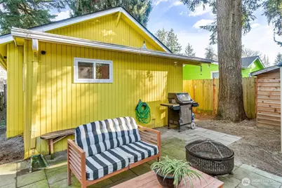 12051 Hiram Place NE, Seattle, WA 98125 - Photo 25