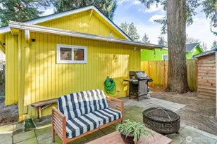 12051 Hiram Pl NE, Seattle, WA 98125 - Photo 25