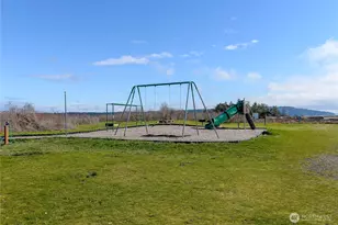 425 Baycliff Dr, Port Townsend, WA 98368 - Photo 39